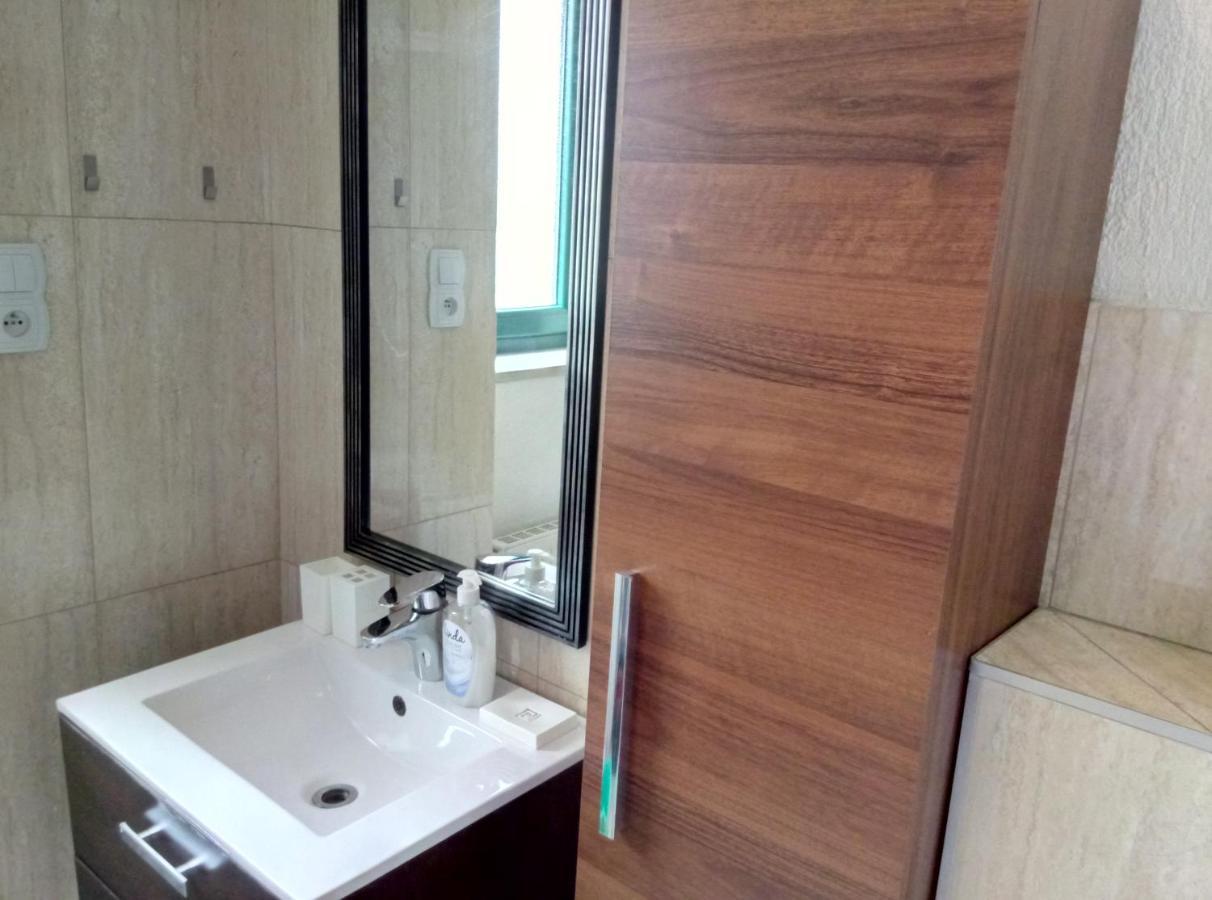 Apartamenty Krzywe Okna ジェロナ・グラ エクステリア 写真