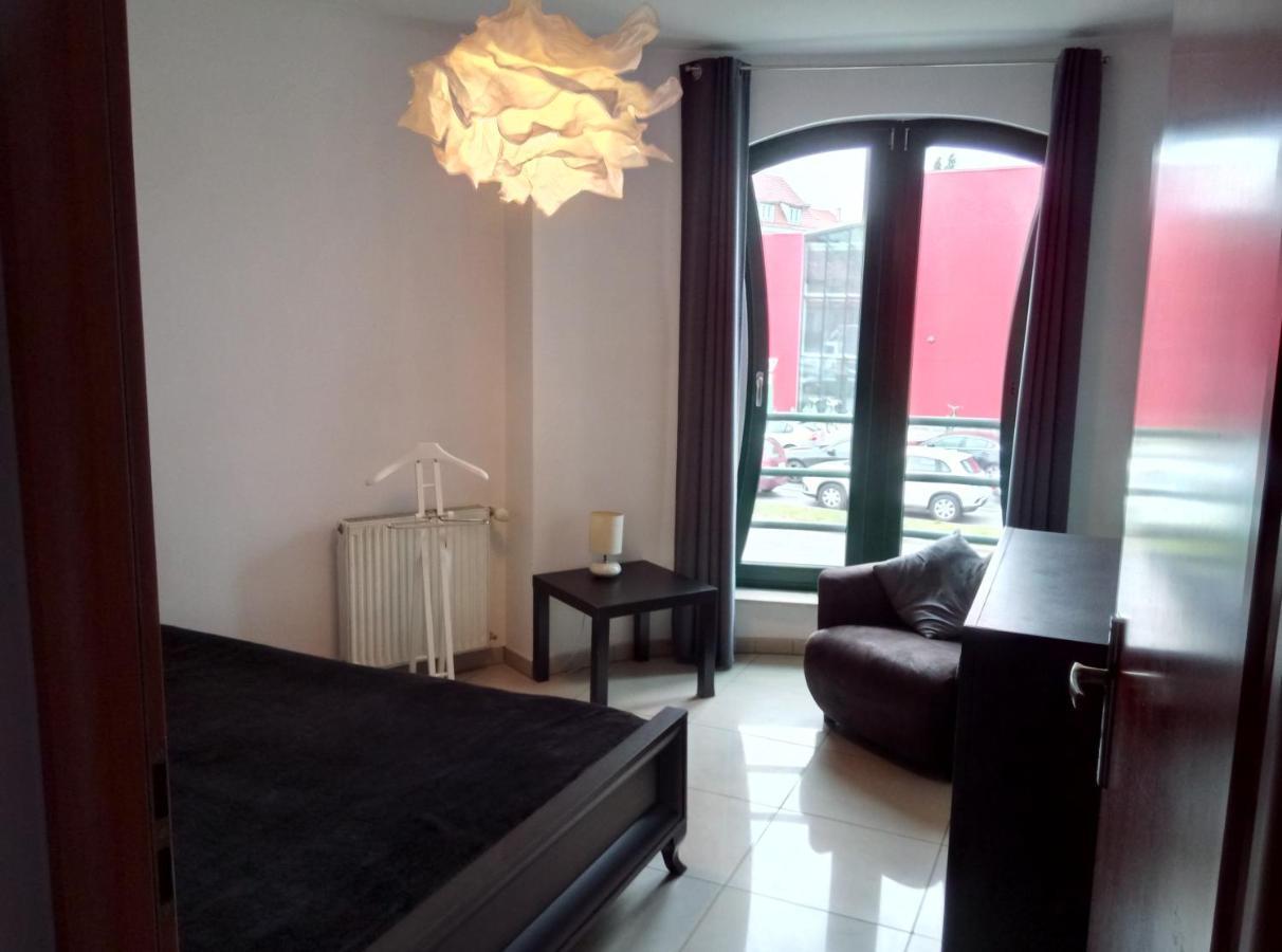Apartamenty Krzywe Okna ジェロナ・グラ エクステリア 写真