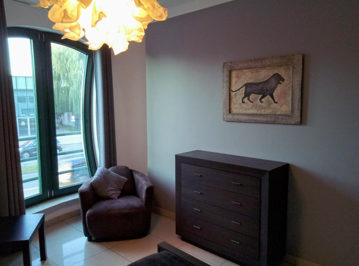 Apartamenty Krzywe Okna ジェロナ・グラ エクステリア 写真