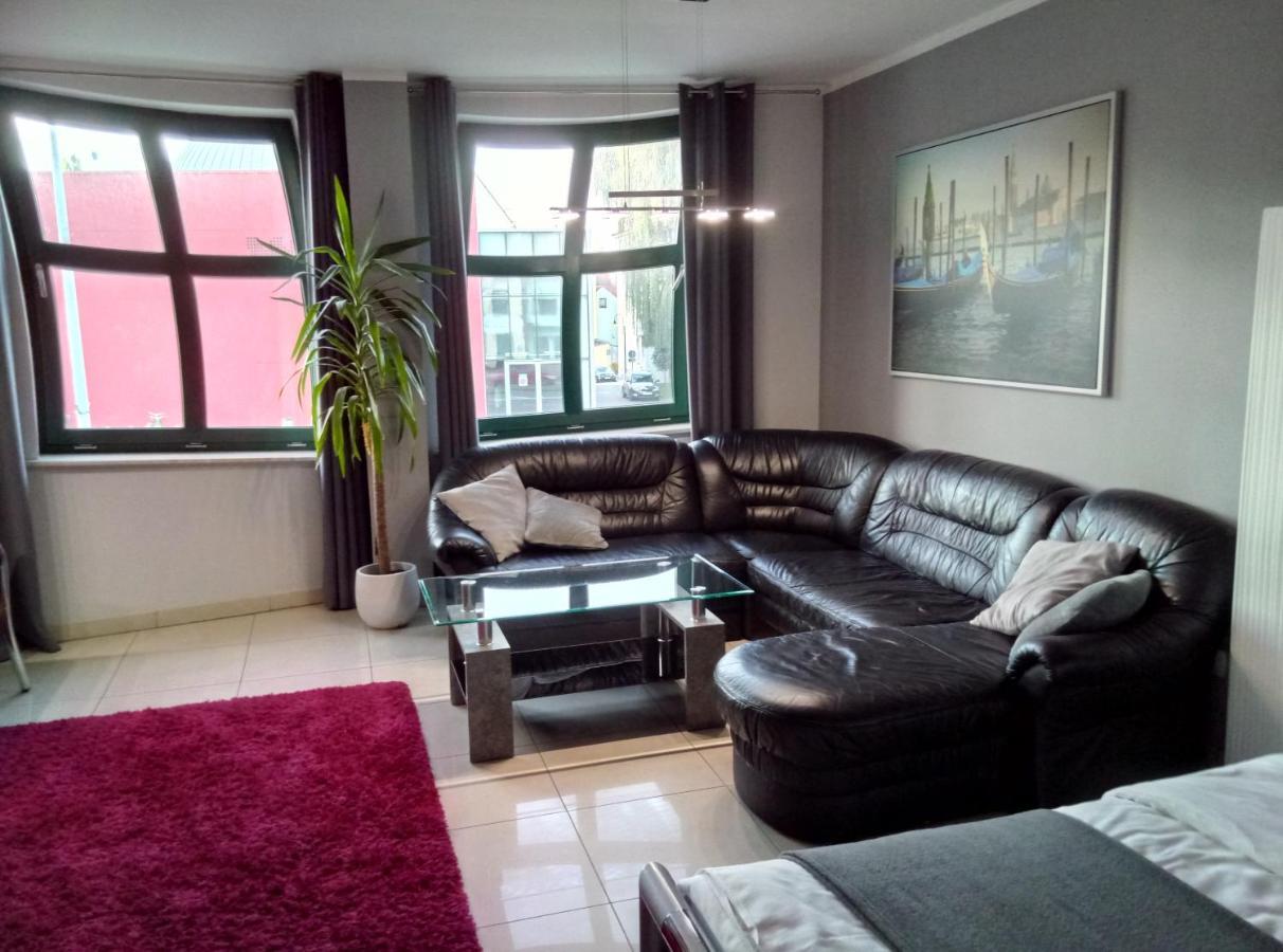 Apartamenty Krzywe Okna ジェロナ・グラ エクステリア 写真